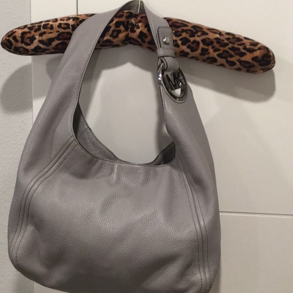 Michael Kors Leather Shoulder Hobo Bag in Grey - Picture 3 of 5